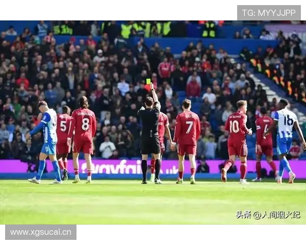 利物浦防线频繁被打身后问题，本质在于高位压迫结构失效，导致稳定性面临考验